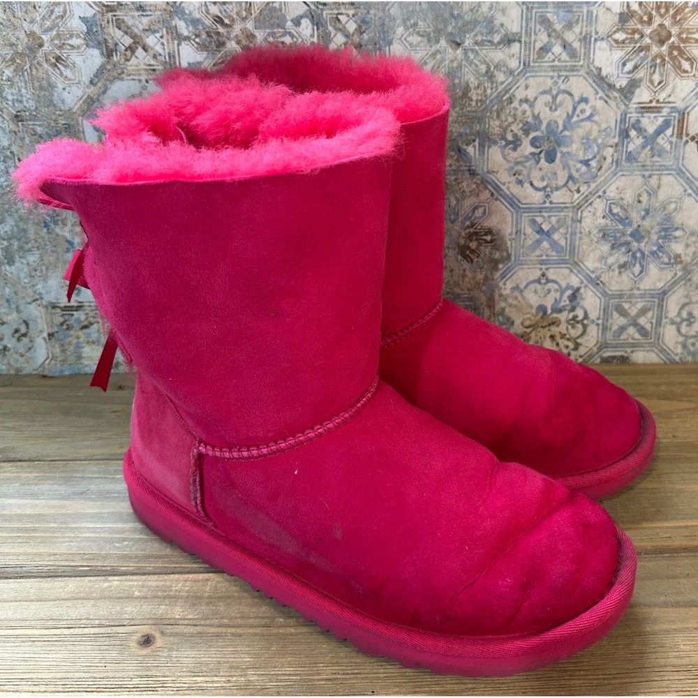 UGG Bailey Bow II Boots Suede Ribbon Back Women 6 Pink Good